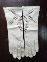 Load image into Gallery viewer, Vintage Kid Gloves - made in Italy, size 6.5, bone, ivory, leather gloves, classic length, 1950s, 1960s, unworn, openwork