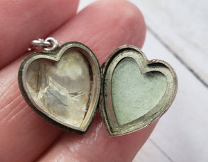 Estate Sterling Silver Heart Shaped Locket on Italian Sterling Silver 18" chain - romantic, delicate, vintage jewellery, antique