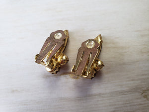 Vintage 1960s 1970s Cognac and Topaz Rhinestone Clip Back Earrings: vintage costume jewelry, vintage rhinestone earrings