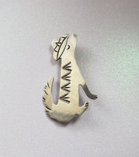 Load image into Gallery viewer, Estate Sterling Silver Southwestern 925 Silver Coyote Trickster Wolf brooch - vintage western jewelry, estate silver jewellery