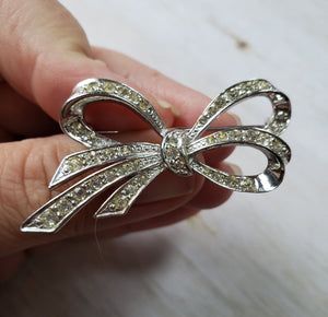 Estate 1960s Rhinestone and Silver Tone Bow Brooch, Mid Century Brooch, Vintage Pin, Estate Finds, Vintage Jewelry