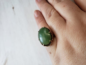 Estate 1950s 1960s Gold and Jade 10K Yellow Gold and Large Green Jade Cabochon Statement Ring, Big Look, Large Ring, 1950s Jewelry