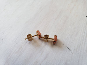 Estate 14K Yellow Gold and Coral